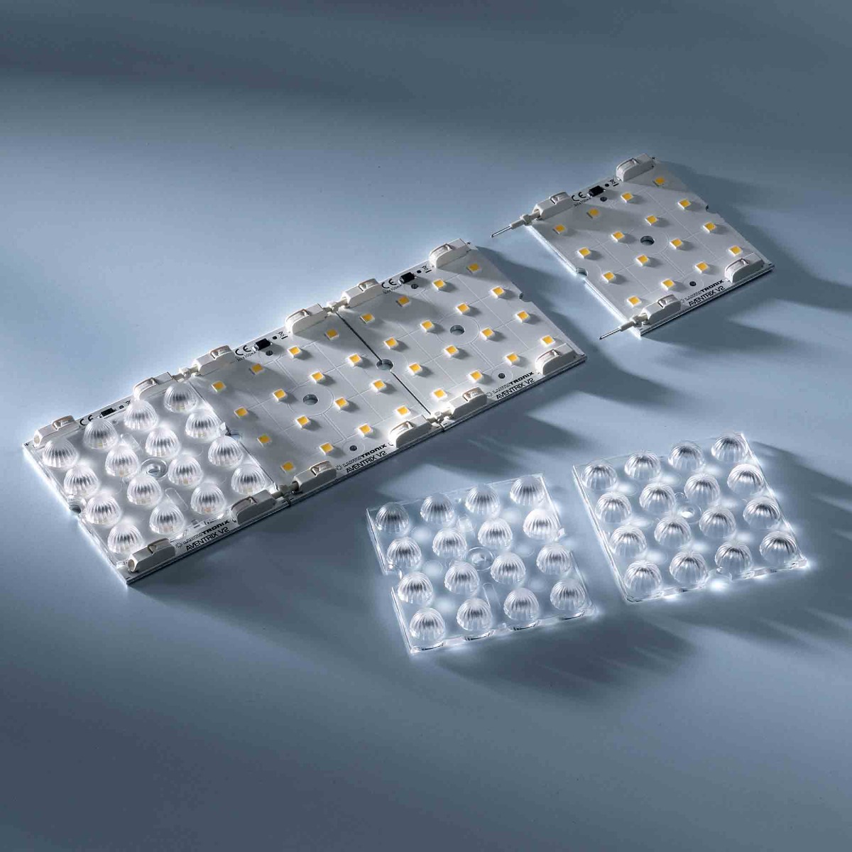 Modulo LED Nichia configurabile Aventrix CRI bianco 70-90 1800-7800K 350mA 16 LED 5x6cm interconnettibili con opzione lente (fino a 2600lm)
