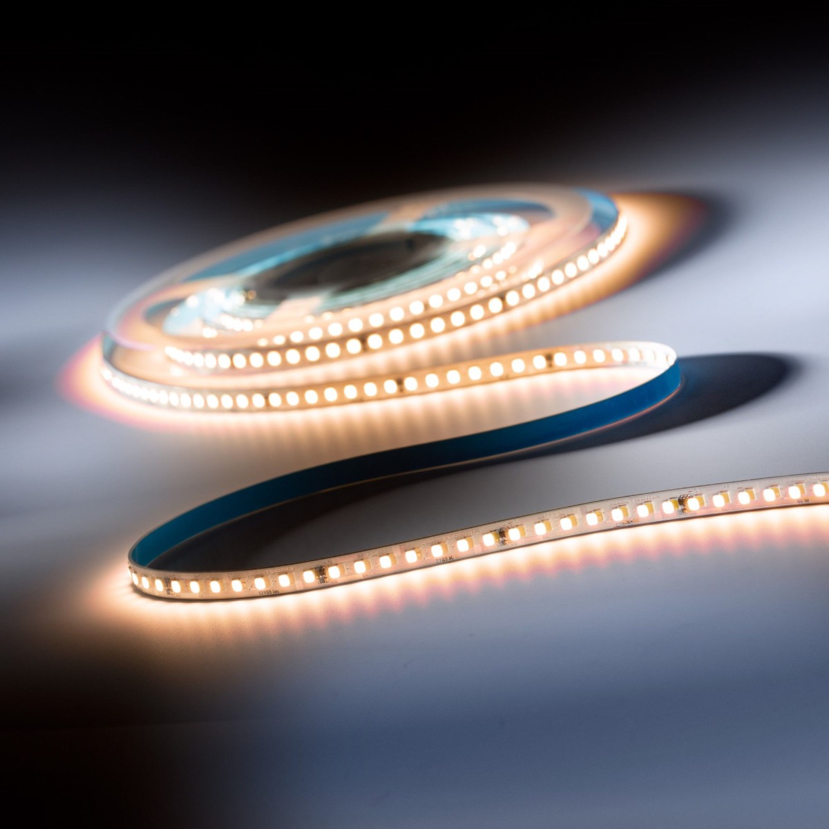 LumProtect IP67 LumiFlex3080 Seoul Striscia LED bianco caldo CRI80 2700K 13900lm 24V 140 LEDs/m 5m in bobina (2780lm/m 19,2W/m)