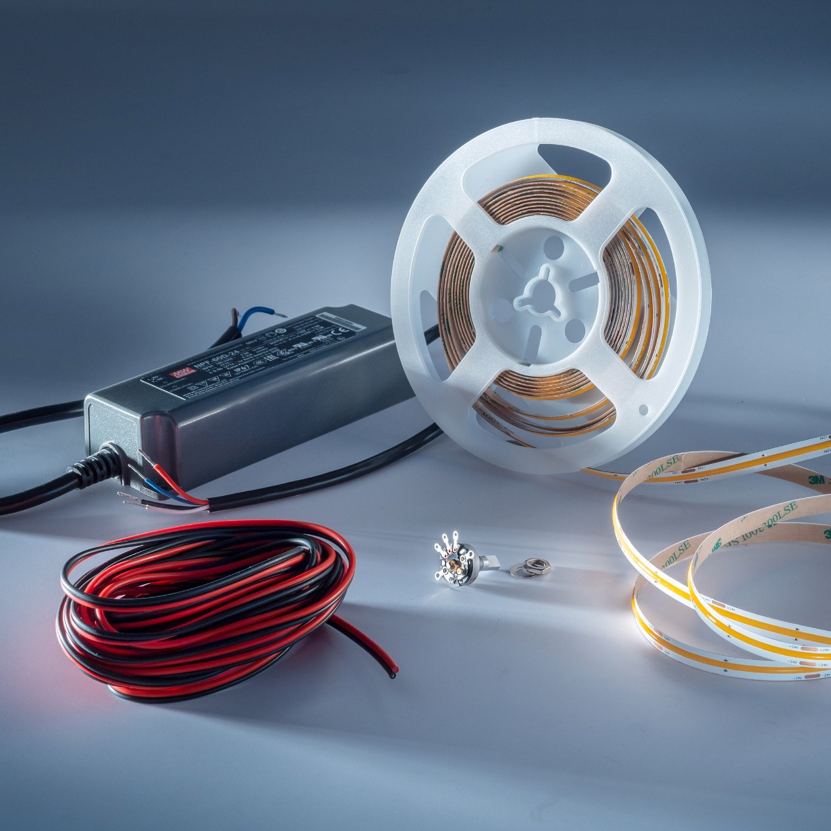 Starter-Kit LumiFlex COB LED Strip a luce continua bianco caldo CRI90 2700K 5690lm 24V 5m bobina con driver e dimmer