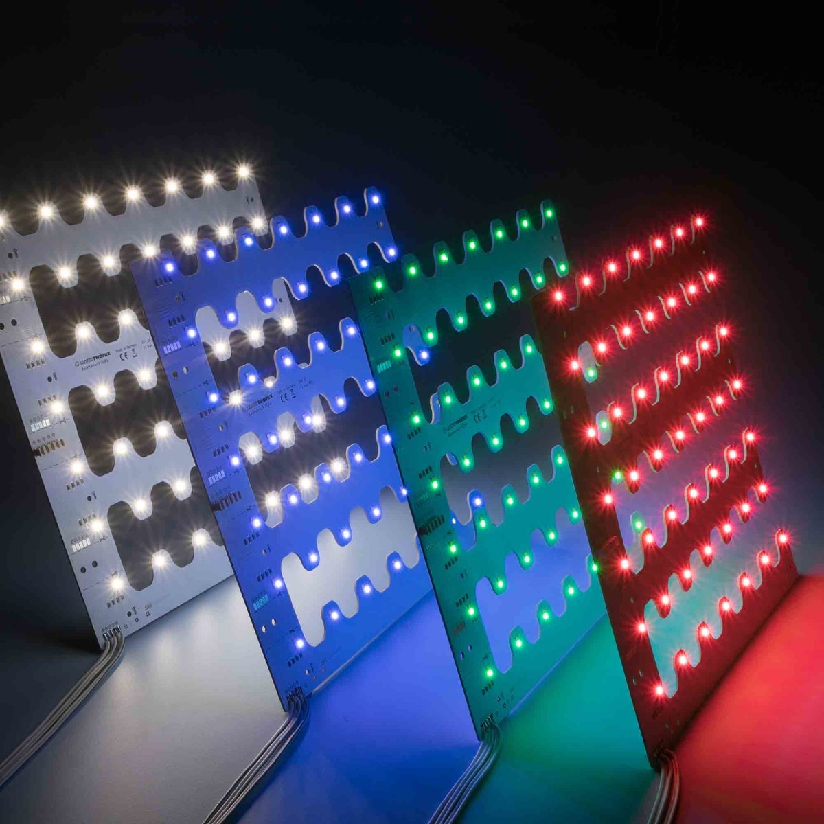 BackMatrix-49-RGBW Modulo LED Nichia configurabile a 4 canali Plug & Play, RGBW, TW, Dynasolis, modulo LED 28x28cm, Made in Germany, 24V