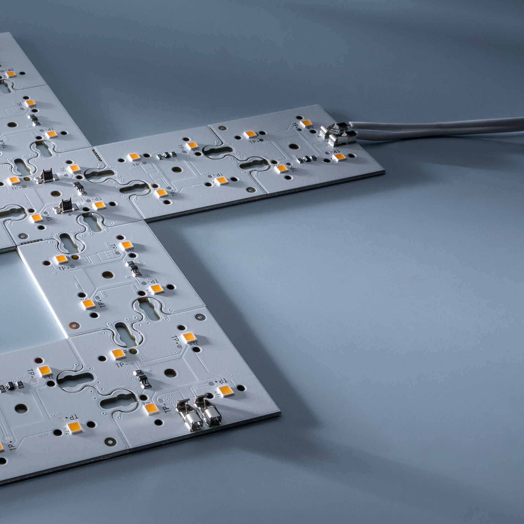 ConextMatrix Modulo lineare 4 LED bianco caldo 118lm 4x4 cm 24V CRI 90 118lm 0.89W