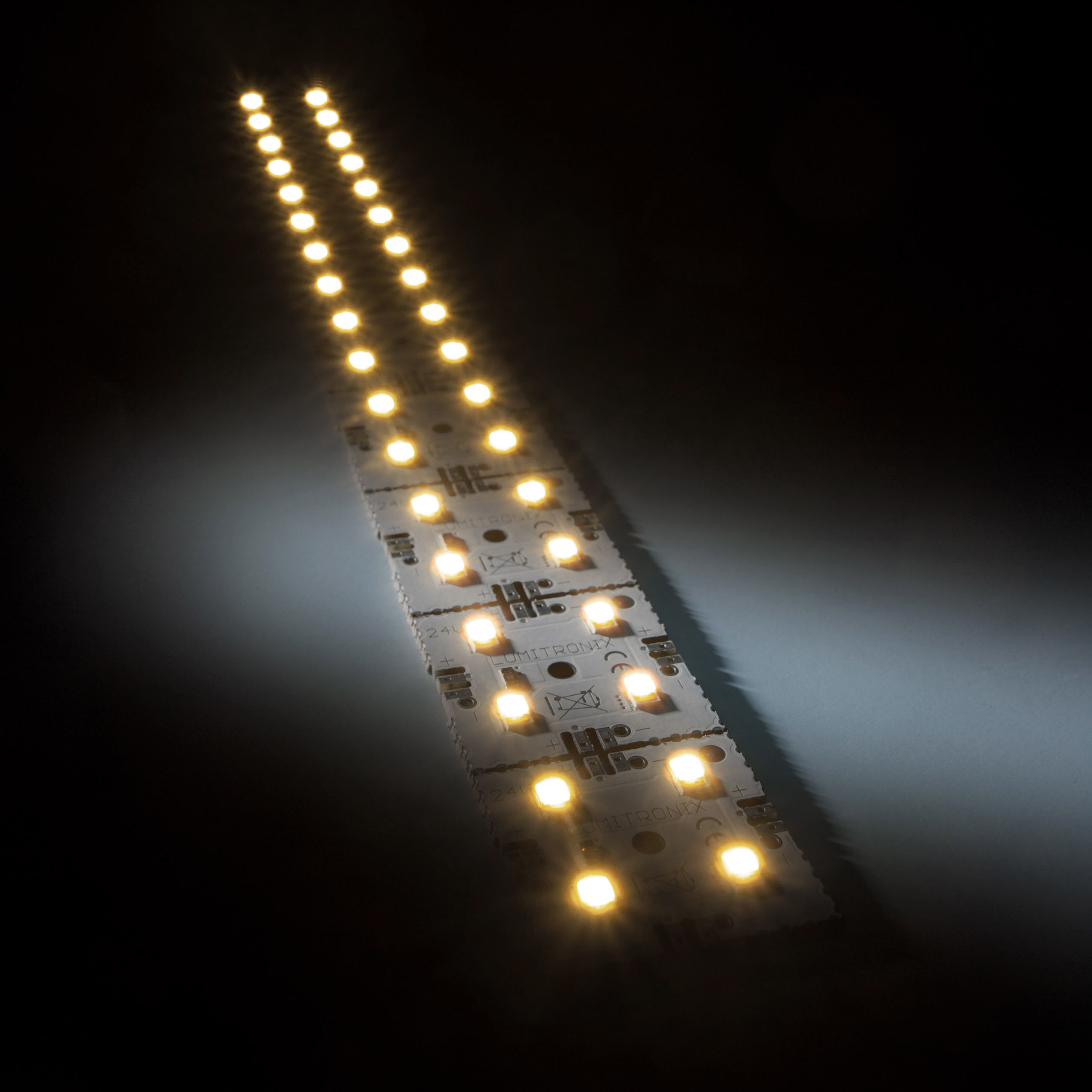 Modulo retroilluminazione Nichia Matrix Mini 9 segmenti (9x1) 36 LED 24V Bianco 2700K 4.3W 615lm