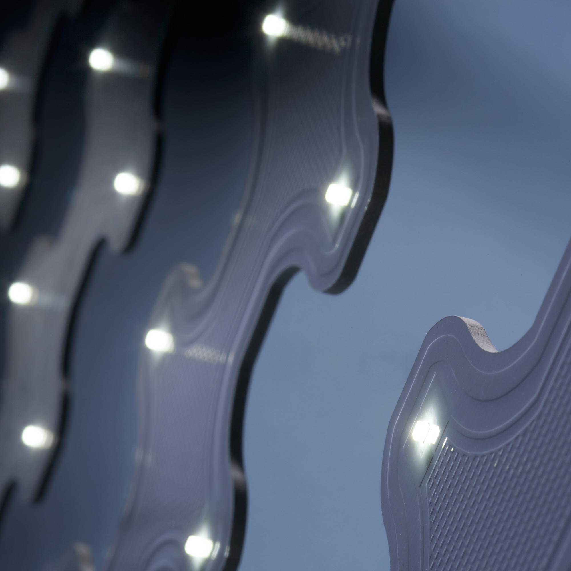 Modulo retroilluminazione Nichia BackMatrix 49 28x28cm 70 LED 24V 180 gradi Bianco 2700K 10.9W 1150lm 10.9W