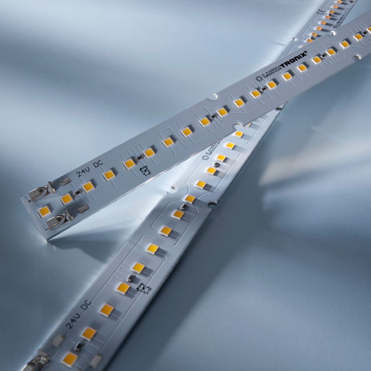 MaxLine-35 Striscia LED Nichia configurabile bianca CRI 70-99 1800-7800K 35 LED 28cm (fino a 5000lm/m)