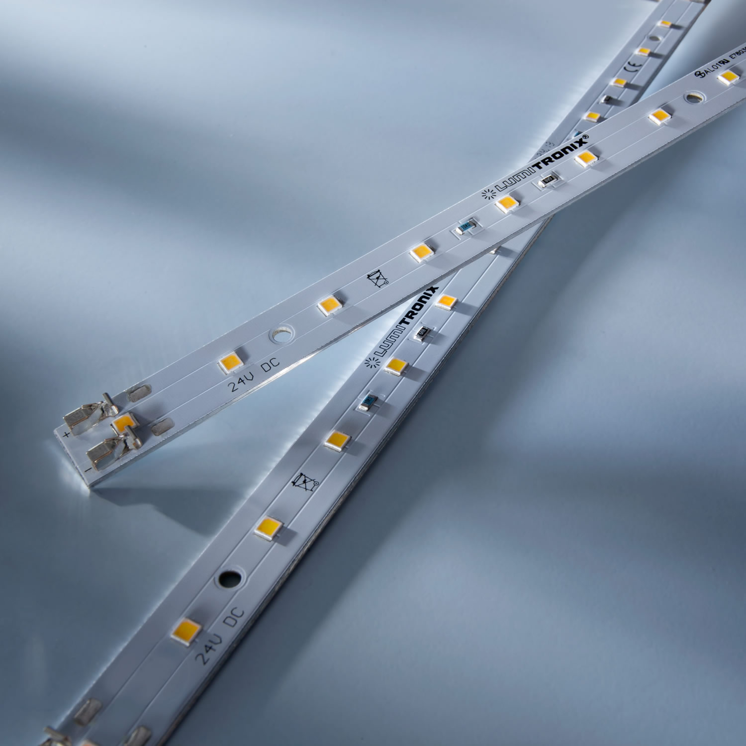 Maxline 14 Nichia Striscia LED bianco neutro 4000K 870lm 24V 14 LED modulo 28cm (3108lm/m 30W/m)