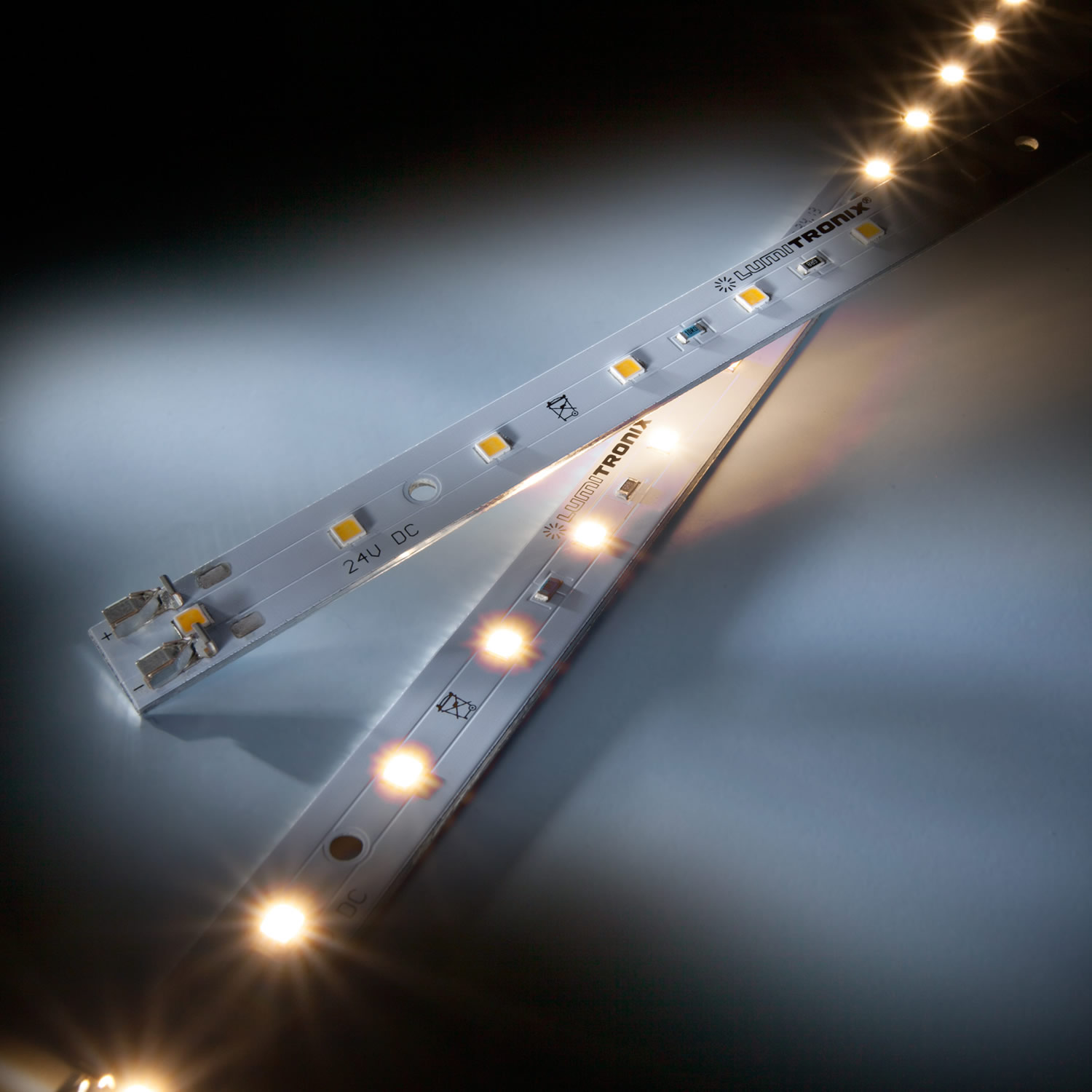 Maxline 14 Nichia Striscia LED bianco neutro 4000K 870lm 24V 14 LED modulo 28cm (3108lm/m 30W/m)