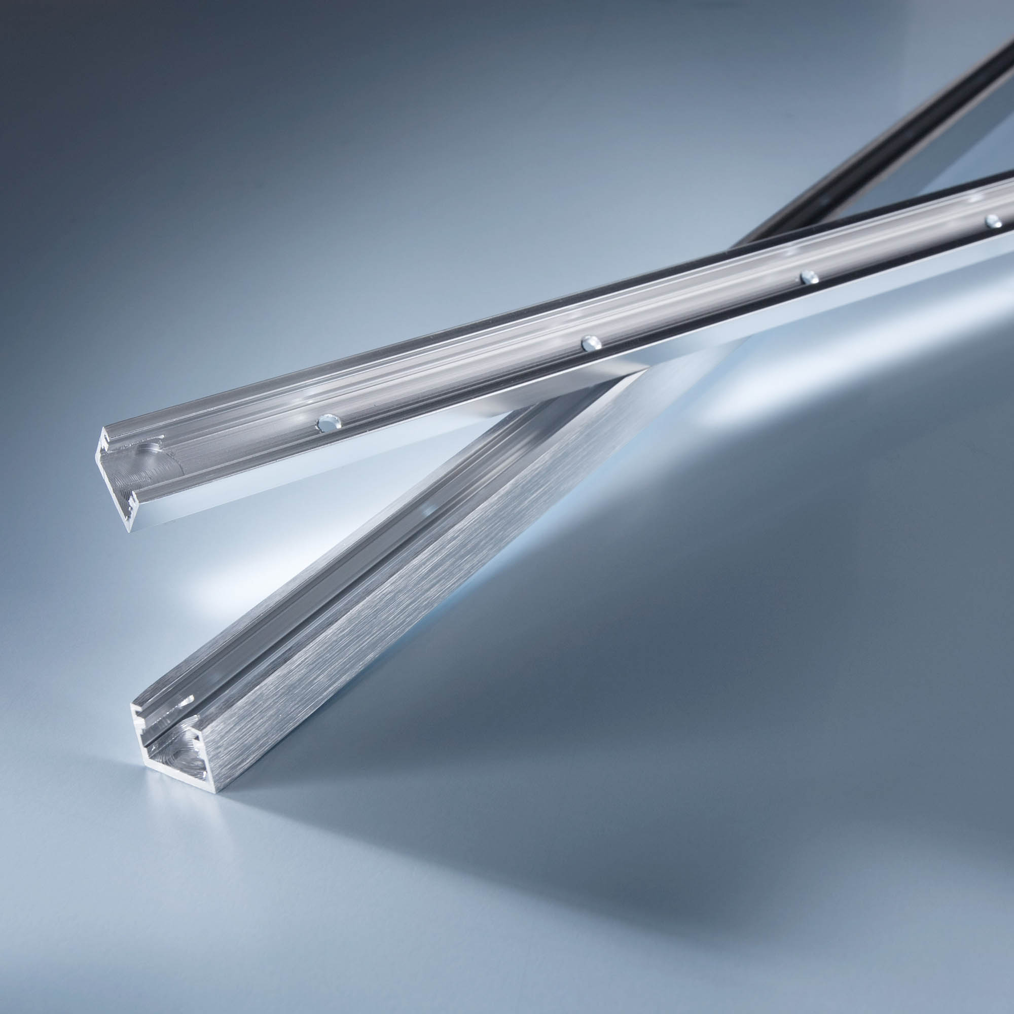 Profilo in alluminio cromato alubar per strisce LED Multibar 50cm