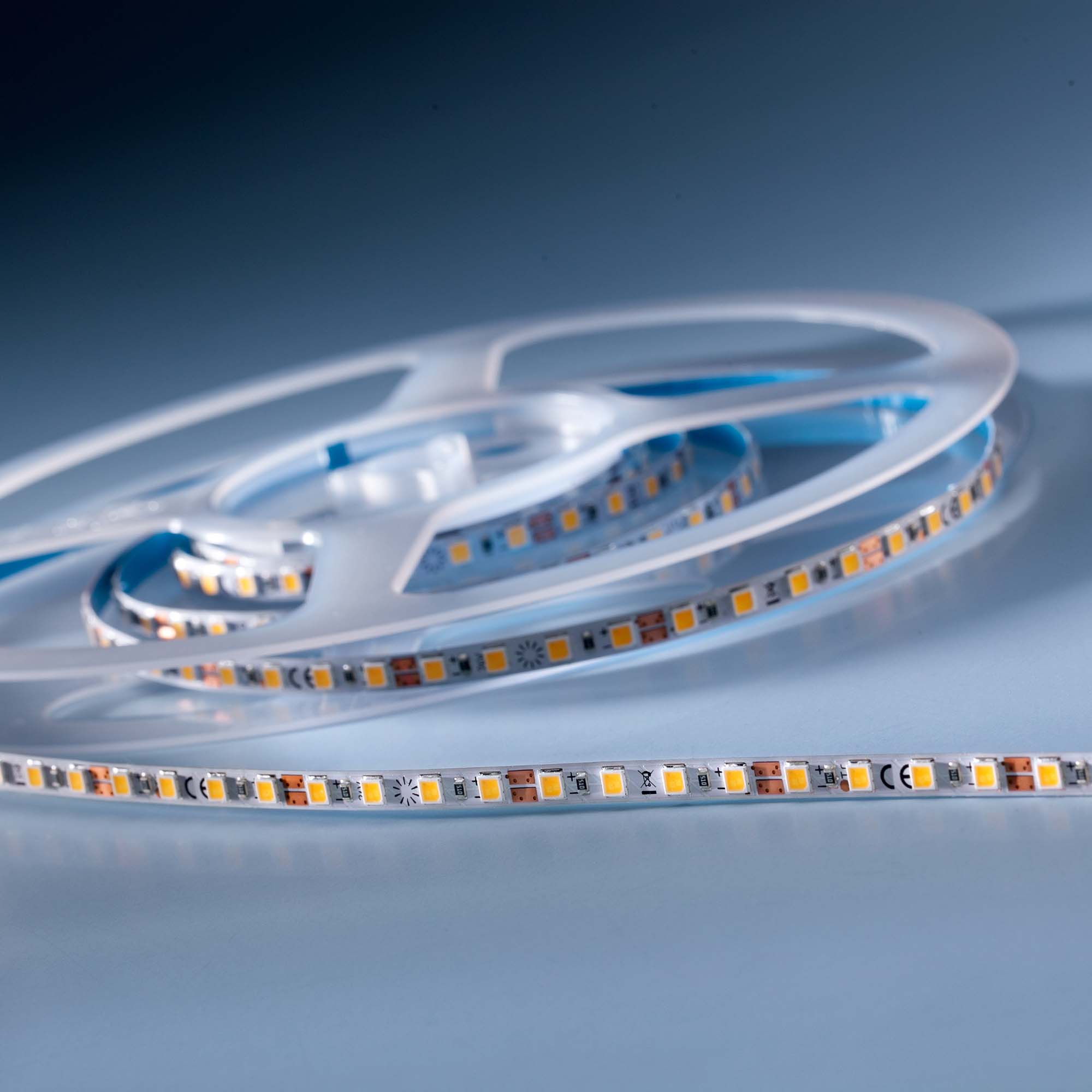 SlimFlex 240 Pro Nichia Striscia LED bianco neutro CRI90 4000K 4240lm 24V 120 LED/m 2m bobina (2120lm/m 19W/m )