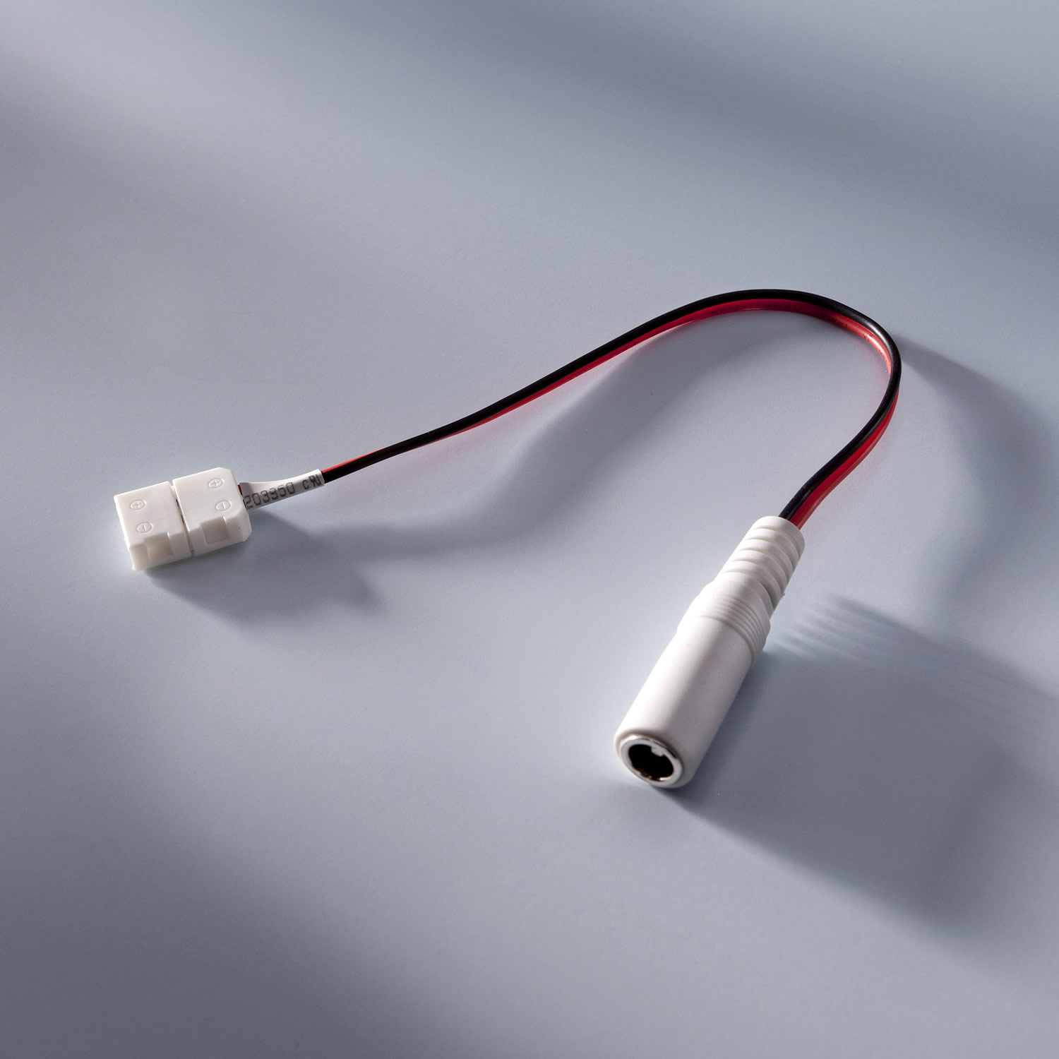 Adattatore per unità di alimentazione per strisce LED LumiFlex con connettore blug in