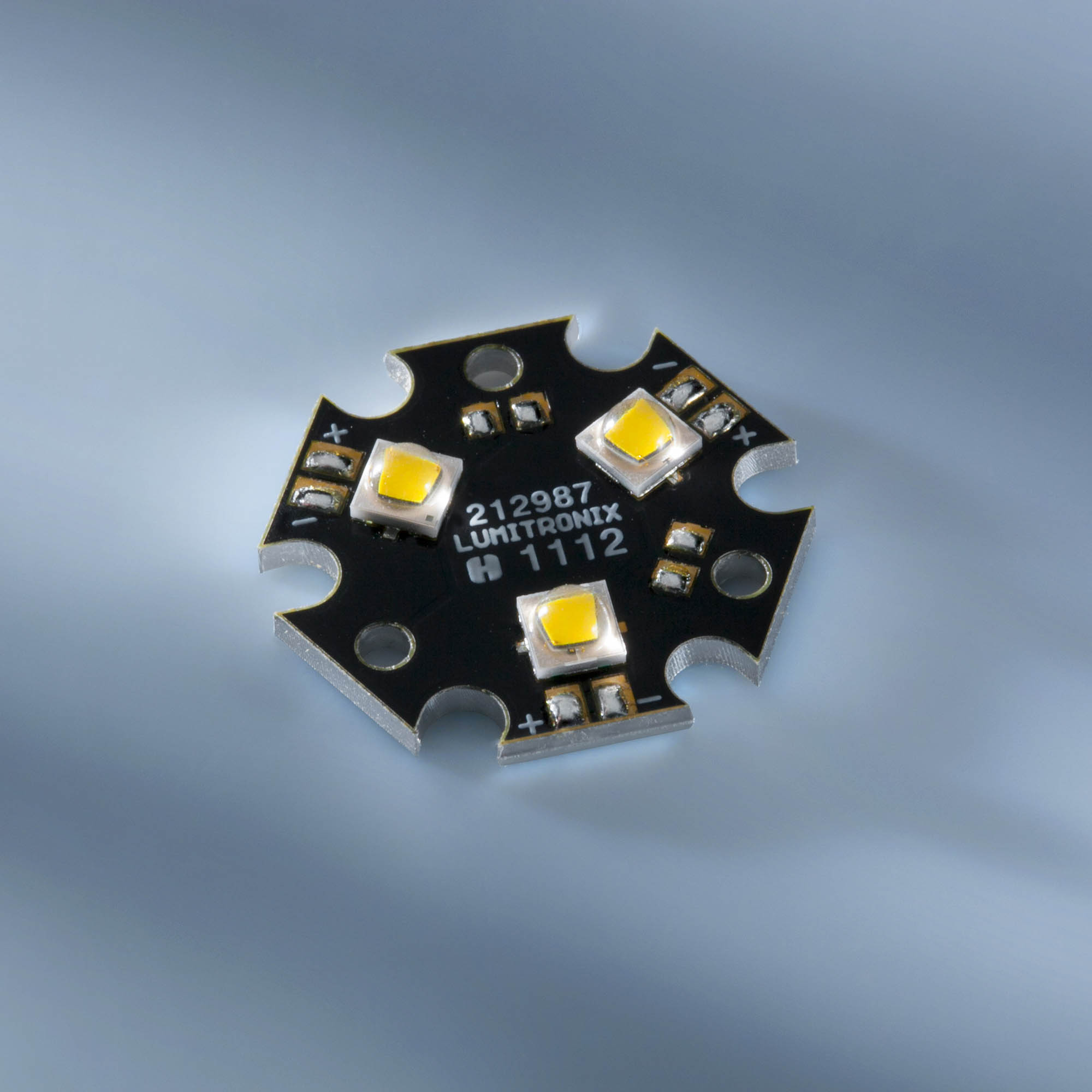Triplo Cree XP-G2 LED bianco 488lm 1500mA 6200K 4.7W
