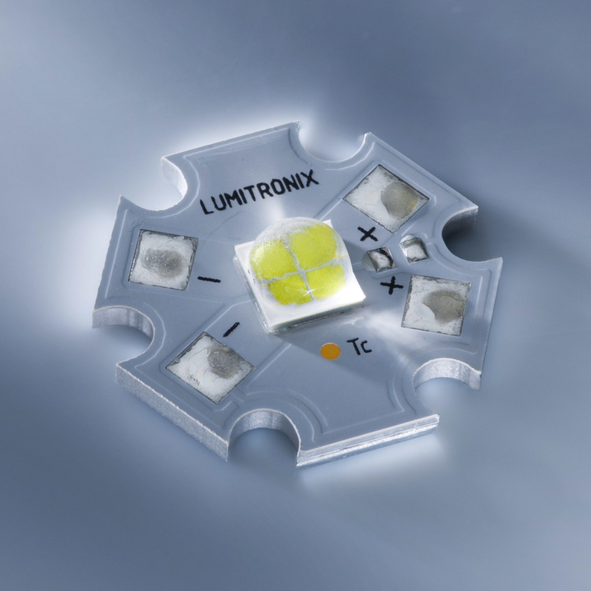 Cree XHP50 LED bianco freddo 6500K 1120lm con PCB (Star)