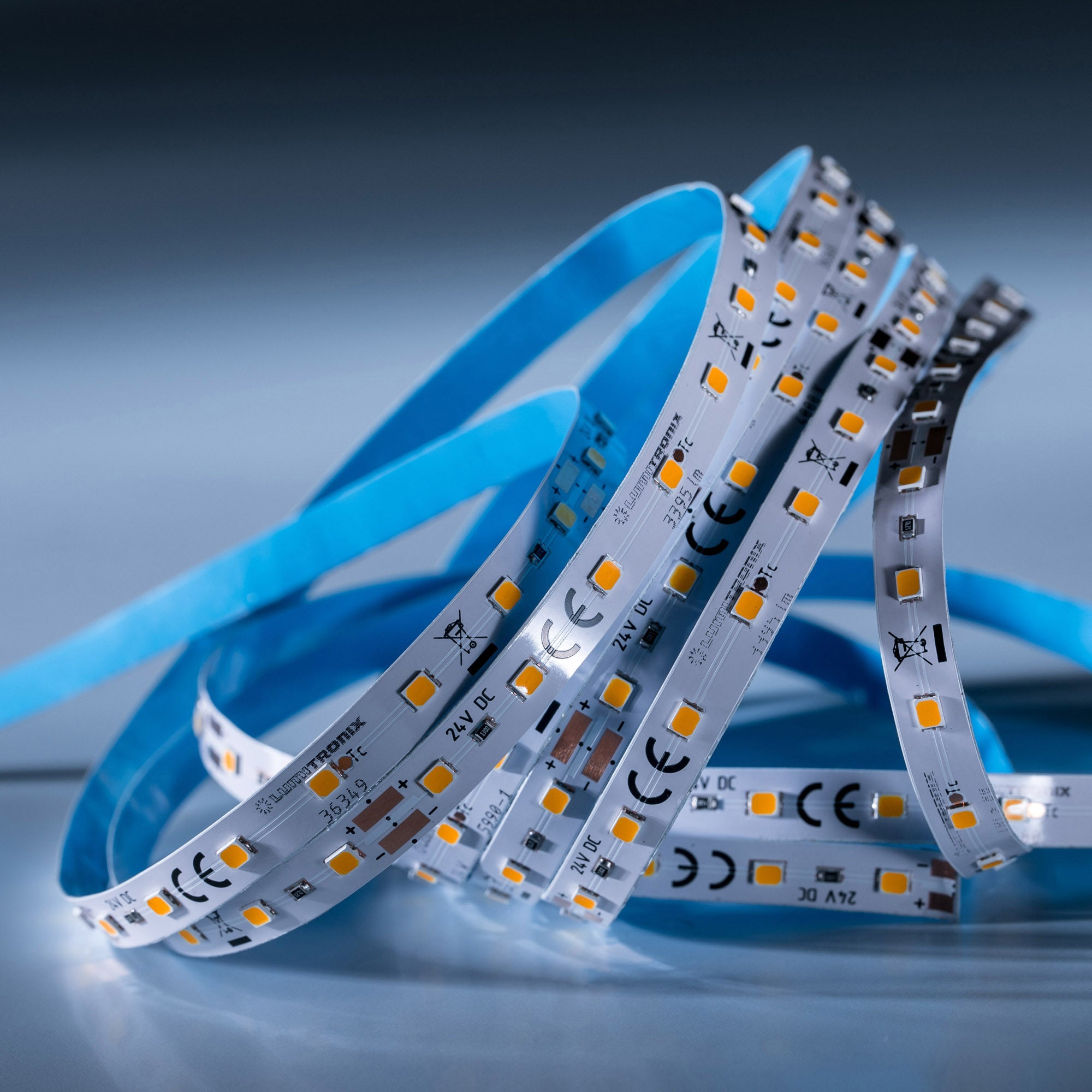 LumiFlex1080 Seoul LED Strip pure white CRI80 4000K 3395lm 24V 70 LEDs/m 5m reel (680lm/m 4.14W/m) 