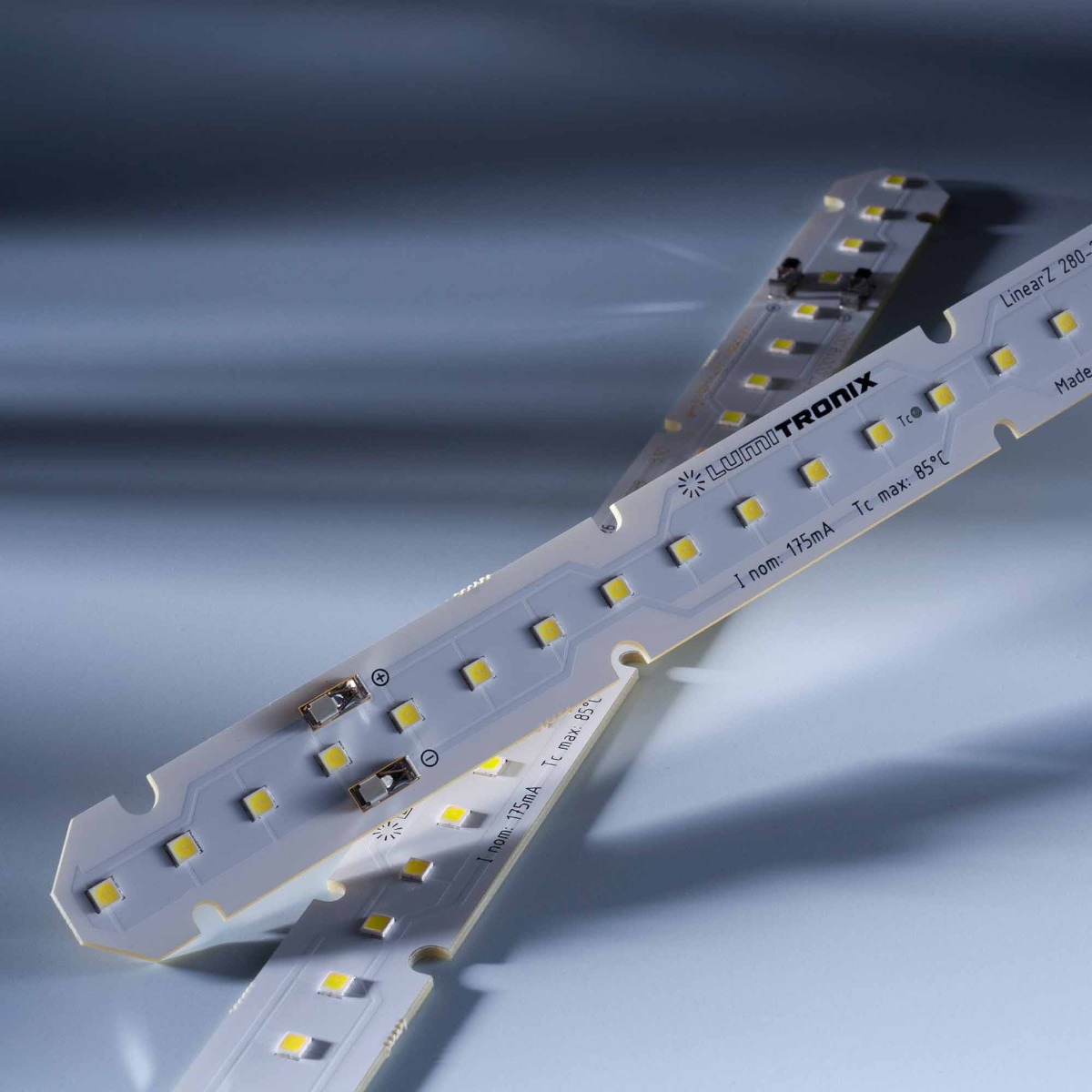 LumiBar-26-3098+ Striscia LED Nichia configurabile Zhaga L28W2 bianca CRI 70-99 1800-7800K 175mA 26 LED 28cm (fino a 4500lm/m)