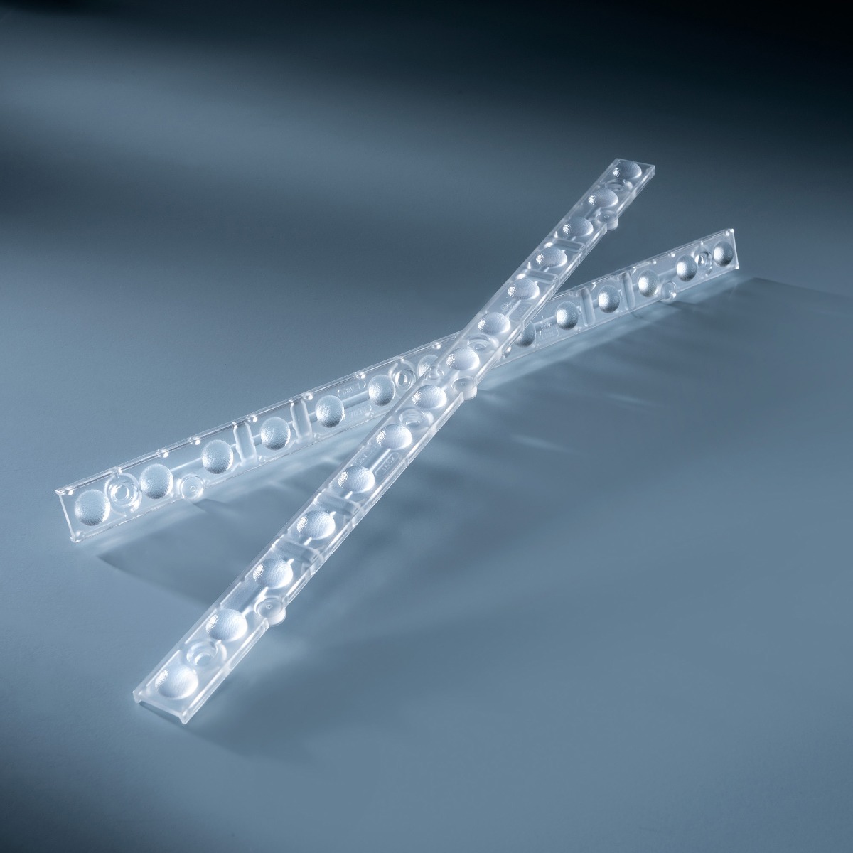 LEDiL Asta di 14 lenti F17462_DAISY-MINI-W-D ~55° per moduli Daisy 14 TW