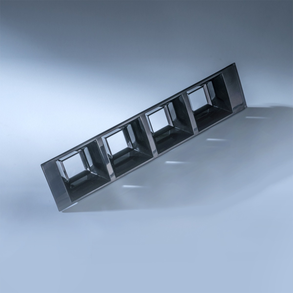 LumiBar Daisy Configurabile Multicolore a 2 canali Plug & Play, TW, Dynasolis, Modulo LED bicolore Zhaga 16, 28, 56 x 2,8 cm, Made in Germany