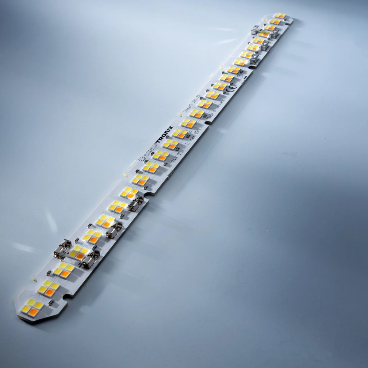 LumiBar-112 Configurabile Multicolore a 3 canali Plug & Play, TW, Dynasolis, RGB, Modulo LED Zhaga 28x2cm, Made in Germany, 24V