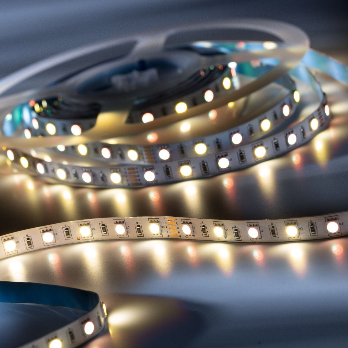 LumiFlex-RGBW-1080 ECO striscia LED RGB-Bianco CRI70+ 3000K 1000lm 12V 60 LED/m 5m bobina