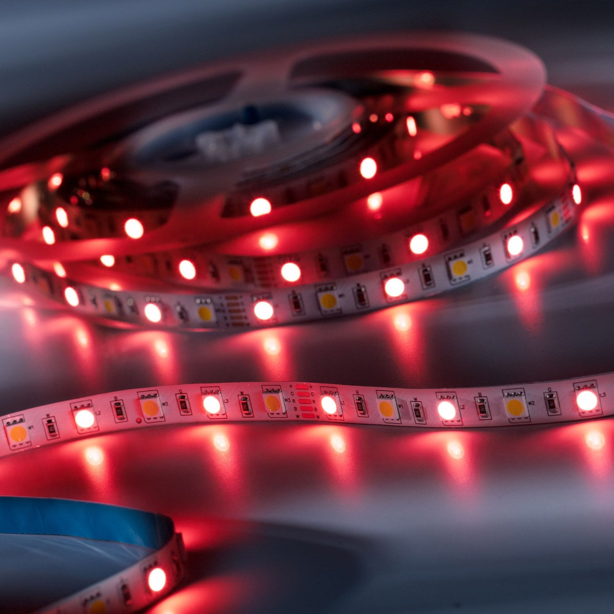 LumiFlex-RGBW-1080 ECO striscia LED RGB-Bianco CRI70+ 3000K 1000lm 12V 60 LED/m 5m bobina