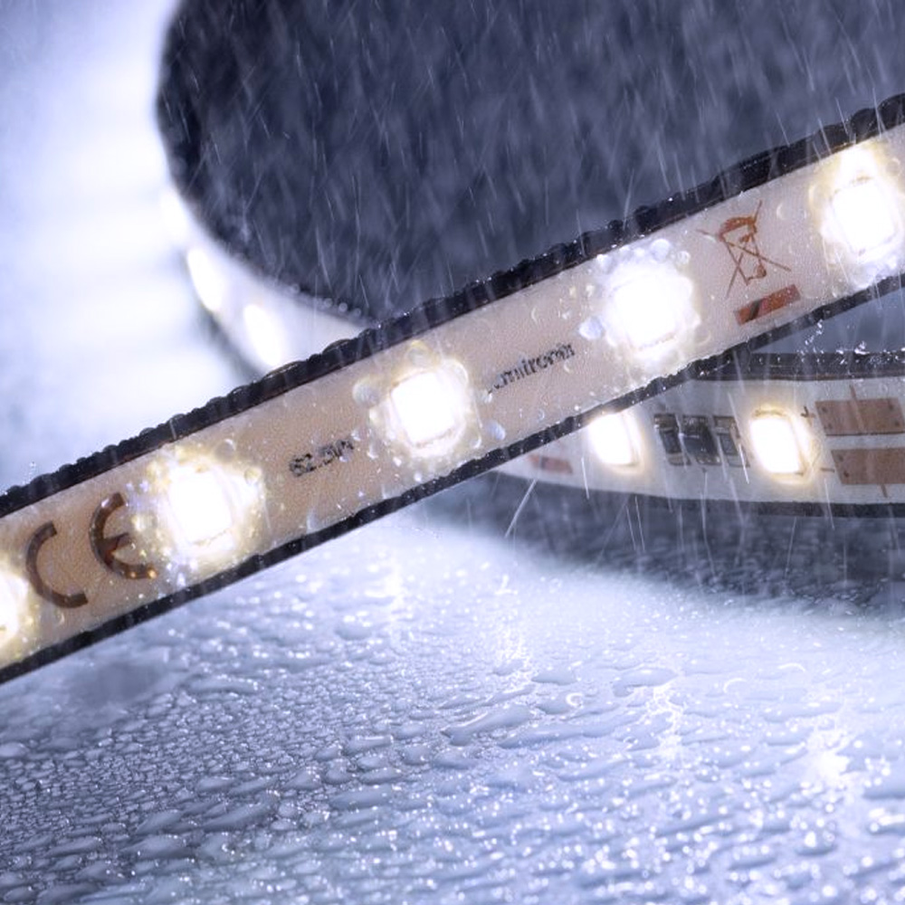 LumProtect IP67 LumiFlex3080 Seoul Striscia LED bianco freddo CRI80 6500K 14380lm 24V 140 LEDs/m 5m in bobina (2876lm/m 19,2W/m)