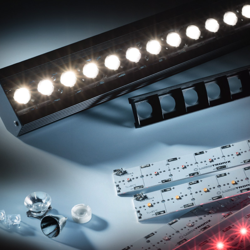 PowerBar V3 LED Modulo alluminio iper-rosso 660nm 700mA 12x Osram Oslon Oslon SSL LED 29cm