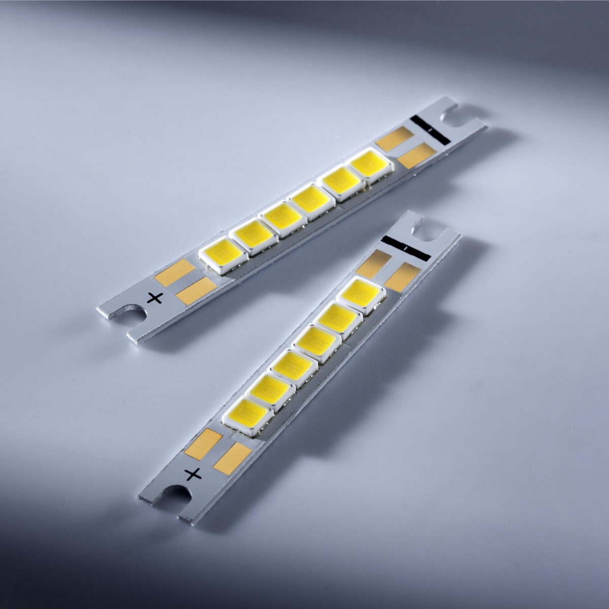 SmartArray_L6 Modulo LED compatto configurabile Nichia 757 Bianco CRI 70-90 1800-7800K 1W LED 50x7mm (fino a 1200lm)